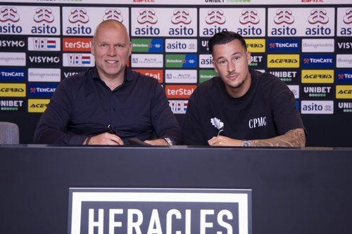Mario Engels heeft contract bij Heracles verlengt