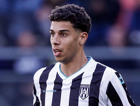 Walid Ould-Chikh blijft bij Heracles Almelo
