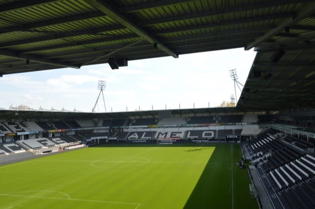 Heracles onderuit in De Kuip