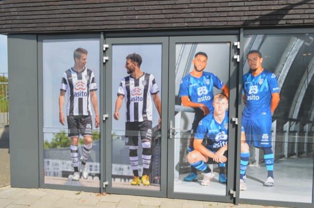 Heracles onderuit in De Kuip